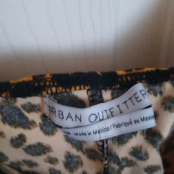 Leopard print Urban Outfitters brand new tank - Picture 3 of 4